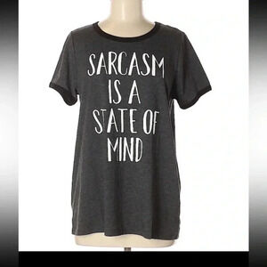 Torrid Gray/Black Sarcasm‎ Shirt T-Shirt 00